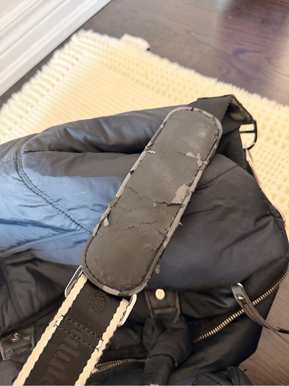 Lululemon Athletica Black Bon Voyage Duffel - Picture 5 of 6